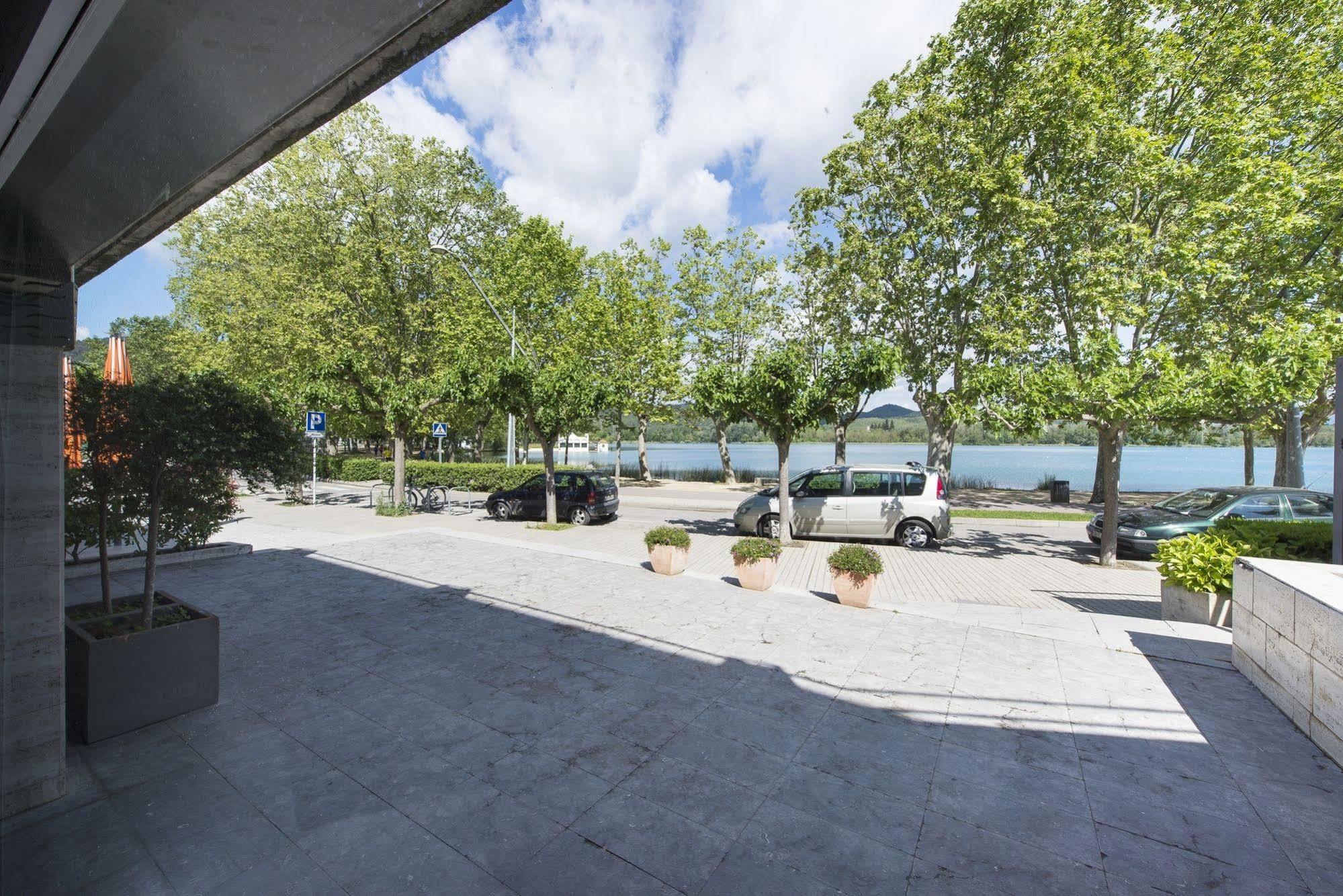 Hotel Mirallac Banyoles Exterior foto